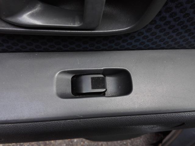 ハイゼットカーゴ クルーズ 4WD ハイルーフ オートマ パワステ エアコン 両側スライドドア Wエアバック 前後パワーウィンドウ 走行127150km タイミングチェーン 内外装クリーニング済 車検8年6月(37枚目)