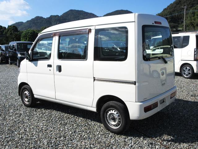 ハイゼットカーゴ スペシャルクリーン　・ハイルーフ／４ＷＤ／エアコン／パワステ／両側スライド・ドア／集中ドアロック／ＥＴＣ／タイミングチェーン／車検整備付き（7枚目）