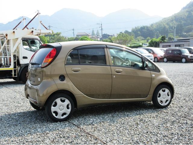 アイ Ｌ　／スマートキー／ＥＴＣ／ＣＤデッキ／電格ミラー／タイミングチェーン／車検整備付き（6枚目）
