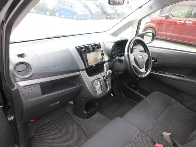 電話等での契約・取り置き等は一切行っていません。店頭での申込金の入金、又は、振り込み等での入金いずれの場合でも先に入金をされたお客様を優先いたします。