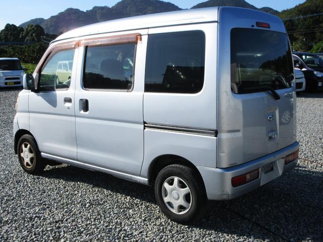 ハイゼットカーゴ クルーズ　・ハイルーフ／パワーウィンドウ／エアコン／パワステ／集中ドアロック／両側スライド・ドア／ＣＤデッキ／電格ミラー／タイミングチェーン（7枚目）