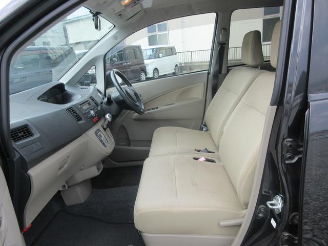 車両装備品のキーレス・パワーウィンド・オーディオなどの装備品はサービス品・消耗品にあたりますので保証の対象外です。現地で現車を確認の際に作動確認をお願いします。