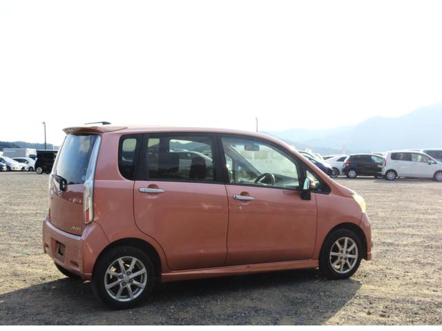 ムーヴ カスタム　Ｇ　／ナビ／フルセグＴＶ・ＤＶＤ再生／バックカメラ／スマートキー／プッシュスタート／アイドリングストップ／アルミホイール／ＨＩＤライト／盗難防止／ＥＴＣ（9枚目）