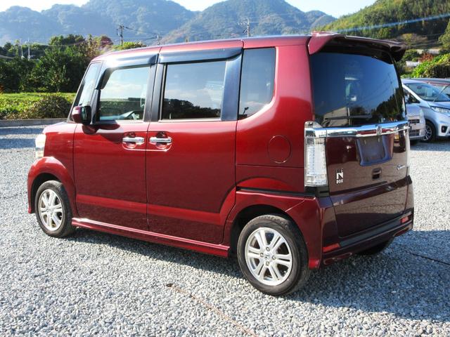 N-BOXカスタム G・Lパッケージ /HDDナビ/Bluetooth/フルセグTV・DVD再生/バックカメラ/片側電動スライド・ドア/両側スライド・ドア/スマートキー/プッシュスタート(10枚目)