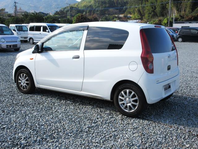 車両装備品のキーレス・パワーウィンド・オーディオなどの装備品はサービス品・消耗品にあたりますので保証の対象外です。現地で現車を確認の際に作動確認をお願いします。