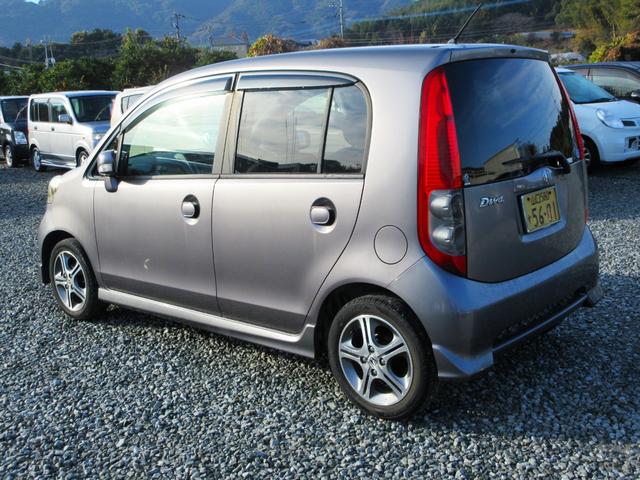 ライフ ディーバ　／ＨＤＤナビ／ＤＶＤ再生／アルミホイール／ウィンカーミラー（8枚目）