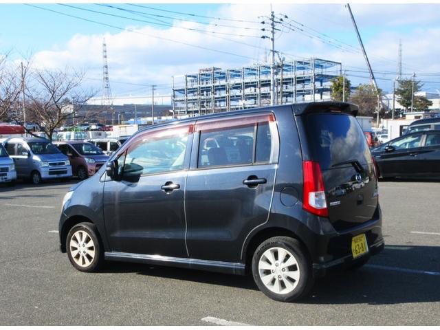 �y���������S�p�b�N�z�@�V�i�̍��Y�o�b�e���[�E�O�x���g�E���C�p�[�S���A�G���W���I�C�����������Ĕ[�Ԓv���܂��B���S���Ē�������Ă����������߂ɁA�����߂������܂��B