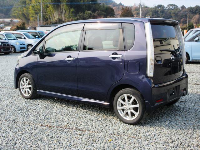 ステラ カスタムＲ　スマートアシスト　／ナビ／Ｂｌｕｅｔｏｏｔｈ／フルセグＴＶ・ＤＶＤ再生／スマートキー／プッシュスタート／アイドリングストップ／レーダーブレーキサポート／横滑り防止装置（9枚目）