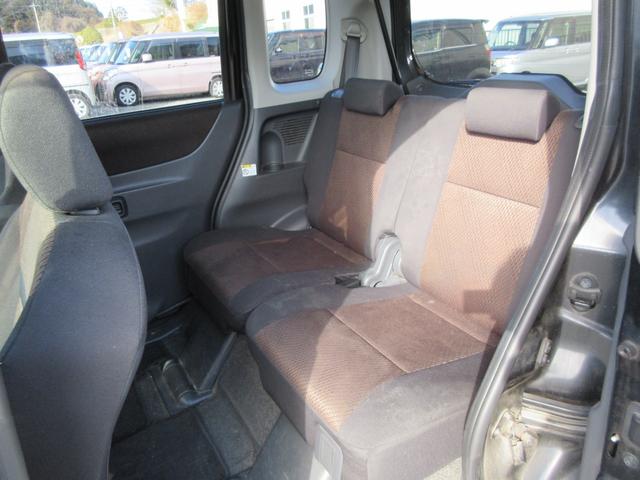 �y�ۏ؂͈̔́z�@�G���W���E�~�b�V�����E�u���[�L���̎�v�ӏ���ۏ؂��܂��B�ۏ؂��󂯂邽�߂ɂ͎ԗ���X���Ɏ�������Œ����K�v������܂��B�C�ӕی����̃��[�h�T�[�r�X���g���Ă����������Ƃ������߂��܂��B