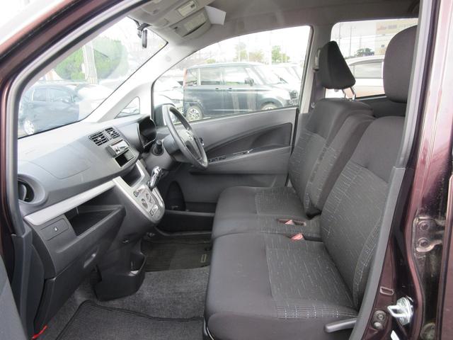 ムーヴ Ｌ　ＶＳスマートセレクションＳＡ　／スマートキー／プッシュスタート／アイドリングストップ／レーダーブレーキサポート／横滑り防止装置／アルミホイール／盗難防止／ＣＤデッキ／タイミングチェーン（9枚目）