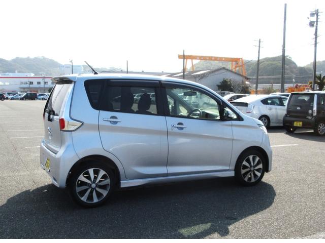 ｅＫカスタム Ｔ　／ターボ／ナビ／フルセグＴＶ・ＤＶＤ再生／スマートキー／プッシュスタート／アルミホイール／ＨＩＤライト／盗難防止／ウィンカーミラー（8枚目）