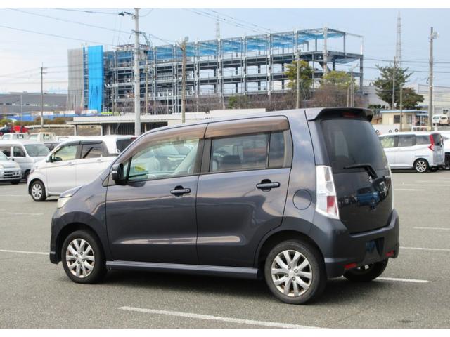 �y���������S�p�b�N�z�@�V�i�̍��Y�o�b�e���[�E�O�x���g�E���C�p�[�S���A�G���W���I�C�����������Ĕ[�Ԓv���܂��B���S���Ē�������Ă����������߂ɁA�����߂������܂��B