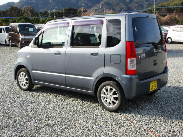 �y���������S�p�b�N�z�@�V�i�̍��Y�o�b�e���[�E�O�x���g�E���C�p�[�S���A�G���W���I�C�����������Ĕ[�Ԓv���܂��B���S���Ē�������Ă����������߂ɁA�����߂������܂��B