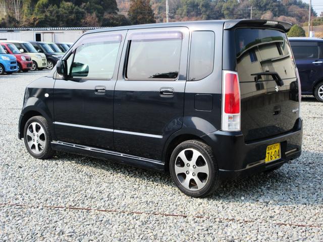 �y���������S�p�b�N�z�@�V�i�̍��Y�o�b�e���[�E�O�x���g�E���C�p�[�S���A�G���W���I�C�����������Ĕ[�Ԓv���܂��B���S���Ē�������Ă����������߂ɁA�����߂������܂��B