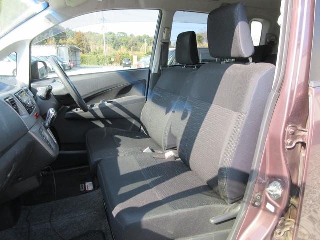 �ԗ������i�̃L�[���X�E�p���[�E�B���h�E�I�[�f�B�I�Ȃǂ̑����i�̓T�[�r�X�i�E���Օi�ɂ�����܂��̂ŕۏ؂̑ΏۊO�ł��B���n�Ō��Ԃ��m�F�̍ۂɍ쓮�m�F�����肢���܂��B