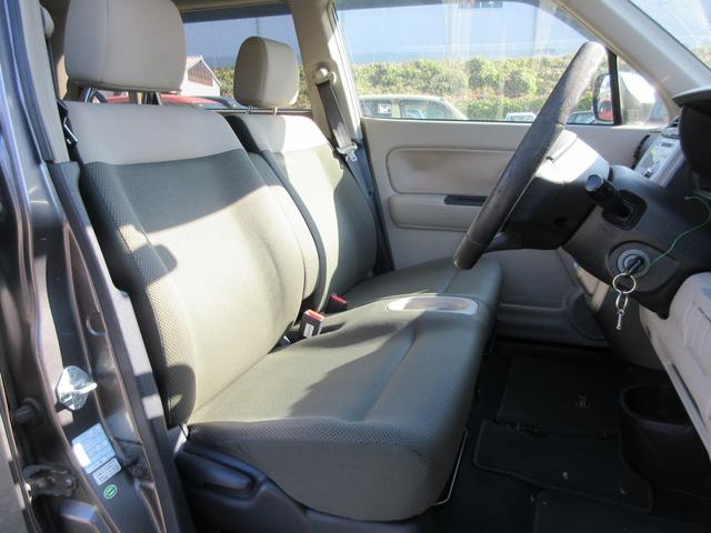 ゼスト Ｄ　／キーレス／ＣＤデッキ／電格ミラー（12枚目）