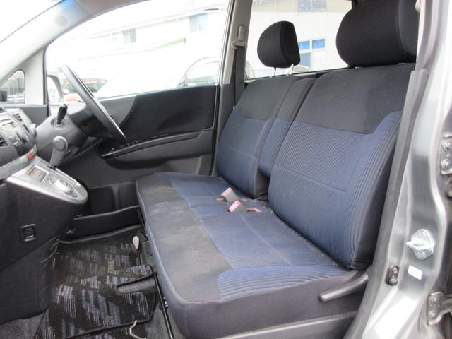 車両装備品のキーレス・パワーウィンド・オーディオなどの装備品はサービス品・消耗品にあたりますので保証の対象外です。現地で現車を確認の際に作動確認をお願いします。