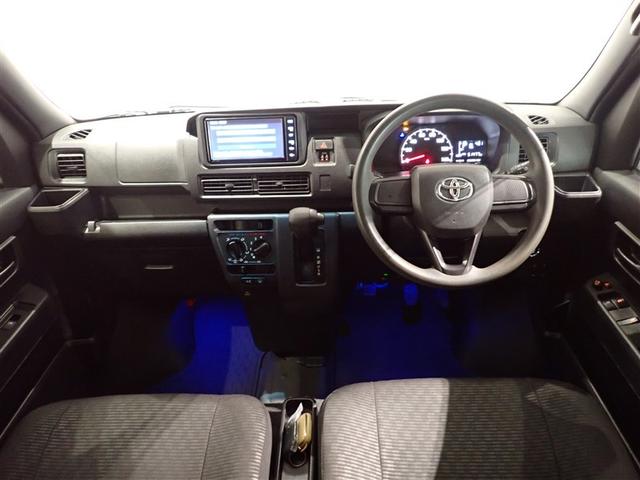 ピクシスバン クルーズターボ　インテリキー　ＥＳＣ　ＤＶＤ　ＥＴＣ　記録簿　エアコン　パワステ　メモリーナビ　パワーウインドウ　キーレス　盗難防止装置　エアバッグ　地デジＴＶ　踏み間違い防止装置（12枚目）