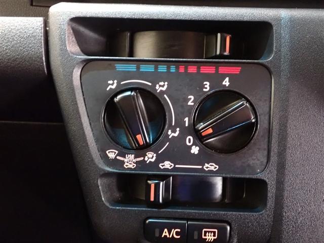 ピクシスバン クルーズターボ　インテリキー　ＥＳＣ　ＤＶＤ　ＥＴＣ　記録簿　エアコン　パワステ　メモリーナビ　パワーウインドウ　キーレス　盗難防止装置　エアバッグ　地デジＴＶ　踏み間違い防止装置（14枚目）