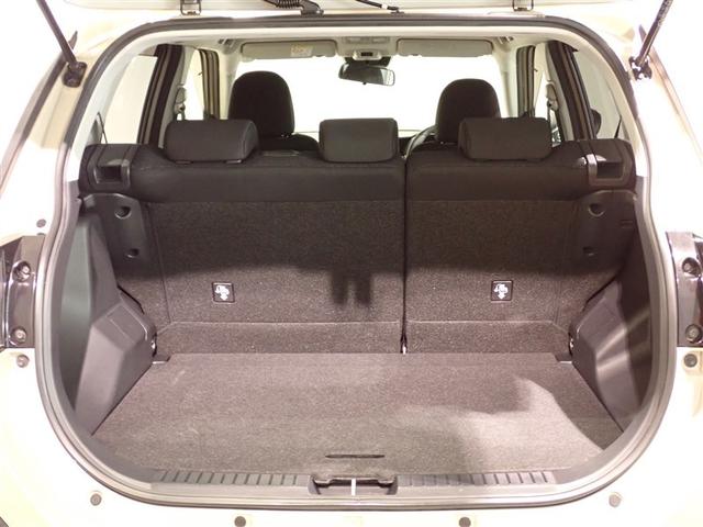 ライズ Ｚ　誤発進抑制機能　エアコン　テレビ　スマートキー＆プッシュスタート　地デジＴＶ　ＶＳＡ　盗難防止装置　アイドリングストップ機能　クルコン　バックモニター　ＬＥＤヘッドライト　アルミホイール　Ｗエアバック（7枚目）