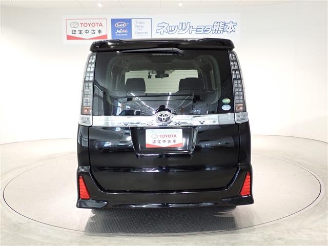 ヴォクシー ZS 煌 地上デジタル TSS 両側パワードア アイドリングストップ車 パワーウィンド 横滑防止 1オーナ DVD可 盗難防止装置 スマートエントリー Bカメラ LEDヘッドライト メモリーナビ 3列シート(6枚目)