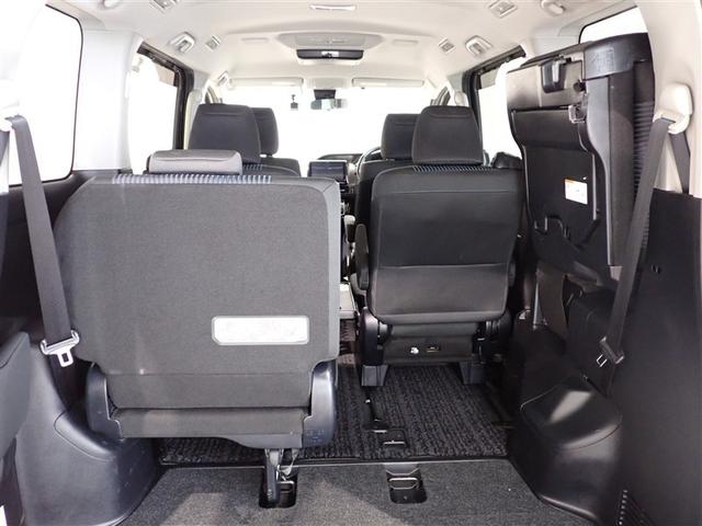 ヴォクシー ZS 煌 地上デジタル TSS 両側パワードア アイドリングストップ車 パワーウィンド 横滑防止 1オーナ DVD可 盗難防止装置 スマートエントリー Bカメラ LEDヘッドライト メモリーナビ 3列シート(9枚目)