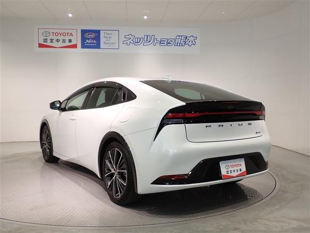 プリウス Ｚ　ＴＶナビ　セキュリティー　ＡＷ　オートエアコン　クルーズコントロール　運転席パワーシート　横滑り防止装置　ＡＢＳ　運転席エアバッグ　パワーウインドウ　メモリナビ　パワステ　キーフリー　スマートキー（5枚目）