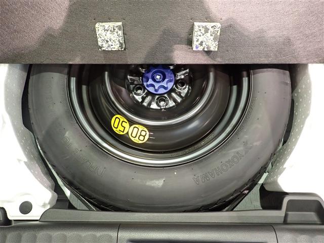 プリウス Ｚ　ＴＶナビ　セキュリティー　ＡＷ　オートエアコン　クルーズコントロール　運転席パワーシート　横滑り防止装置　ＡＢＳ　運転席エアバッグ　パワーウインドウ　メモリナビ　パワステ　キーフリー　スマートキー（9枚目）