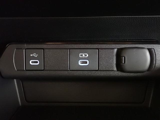 プリウス Ｚ　ＴＶナビ　セキュリティー　ＡＷ　オートエアコン　クルーズコントロール　運転席パワーシート　横滑り防止装置　ＡＢＳ　運転席エアバッグ　パワーウインドウ　メモリナビ　パワステ　キーフリー　スマートキー（17枚目）