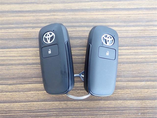 ライズ Ｚ　誤発進抑制機能　エアコン　スマートキー＆プッシュスタート　地デジＴＶ　ＶＳＡ　盗難防止装置　アイドリングストップ機能　クルコン　バックモニター　ナビ＆ＴＶ　ＬＥＤヘッドライト　アルミホイール　キーレス（27枚目）