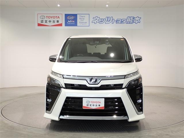 ヴォクシー ＺＳ　煌　地上デジタル　ＴＳＳ　両側パワードア　アイドリングストップ車　パワーウィンド　横滑防止　整備記録簿　ＤＶＤ可　盗難防止装置　スマートエントリー　Ｂカメラ　ＬＥＤヘッドライト　メモリーナビ　３列シート（2枚目）