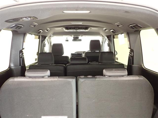 ヴォクシー ＺＳ　煌　地上デジタル　ＴＳＳ　両側パワードア　アイドリングストップ車　パワーウィンド　横滑防止　整備記録簿　ＤＶＤ可　盗難防止装置　スマートエントリー　Ｂカメラ　ＬＥＤヘッドライト　メモリーナビ　３列シート（8枚目）