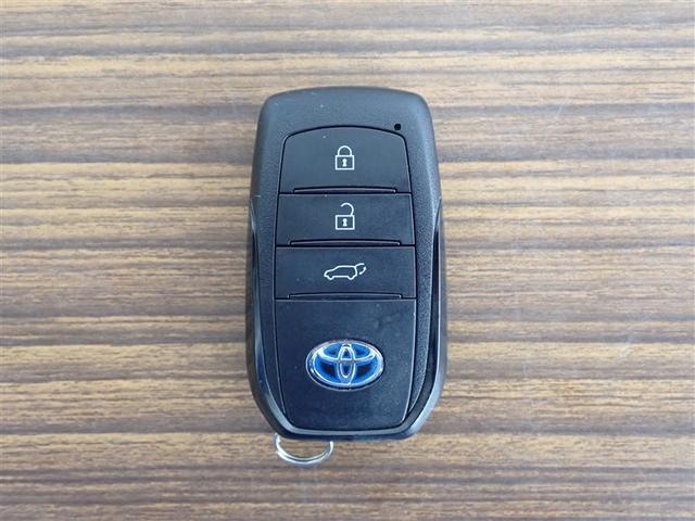 ハリアーハイブリッド Ｚ　アルミホイル　リヤカメラ　記録簿有　電動パワーシート　Ａクルコン　フルセグテレビ　ＬＥＤライト　盗難防止装置　横滑り防止機能　ナビＴＶ　キーレス　ＥＴＣ付　スマートキー　ＡＢＳ　サイドエアバッグ（29枚目）