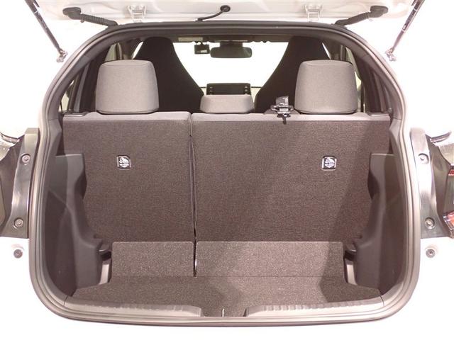 ヤリス Ｇ　スマートエントリー　ナビＴＶ　記録簿付き　地デジフルセグＴＶ　誤発進抑制装置　ＬＥＤ　キーレスエントリー　オートエアコン　横滑り防止機能　盗難防止　バックモニター　メモリナビ　ＡＢＳ　エアバッグ（7枚目）