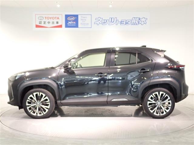 ヤリスクロス ハイブリッドＺ　スマキー　リモコンキー　地上デジタルＴＶ　テレビ　衝突被害軽減ブレーキ　イモビライザー　エアコン　パワーシート　オートクルーズ　アルミホイール　バックガイドモニター　ＬＥＤヘッドライト　１オナ　ＡＢＳ（3枚目）