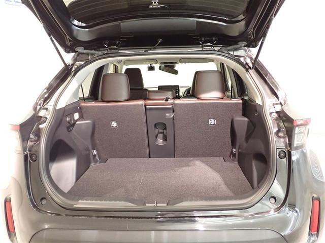 ヤリスクロス ハイブリッドＺ　スマキー　リモコンキー　地上デジタルＴＶ　テレビ　衝突被害軽減ブレーキ　イモビライザー　エアコン　パワーシート　オートクルーズ　アルミホイール　バックガイドモニター　ＬＥＤヘッドライト　１オナ　ＡＢＳ（6枚目）