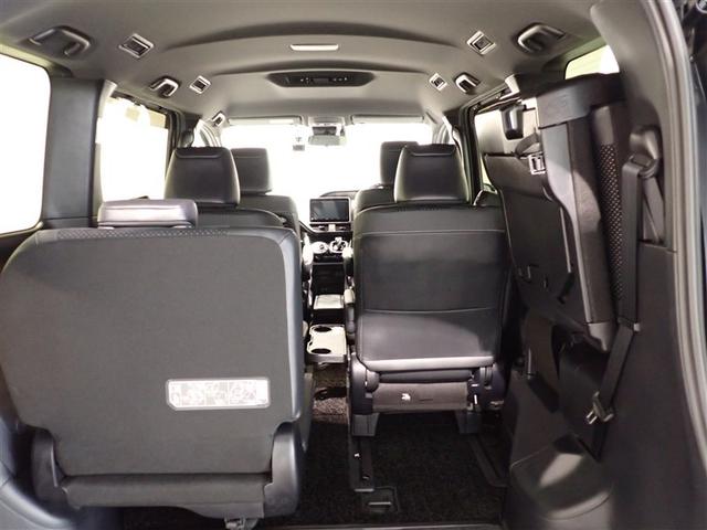 ヴォクシー ハイブリッドＺＳ　プリクラッシュ　スマキー　１オーナー　オートエアコン　ナビＴＶ　ＥＴＣ車載器　イモビ　ＬＥＤヘッドライ　アルミ　地デジ　エアバック　両席エアバック　ＡＢＳ　キーレス　３列シート　メモリーナビ（9枚目）