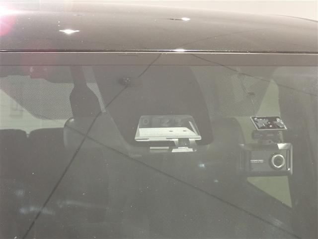 ヴォクシー ハイブリッドＺＳ　プリクラッシュ　スマキー　１オーナー　オートエアコン　ナビＴＶ　ＥＴＣ車載器　イモビ　ＬＥＤヘッドライ　アルミ　地デジ　エアバック　両席エアバック　ＡＢＳ　キーレス　３列シート　メモリーナビ（25枚目）