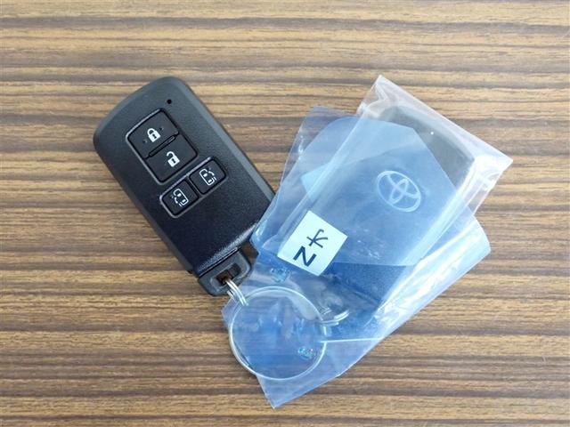 ヴォクシー ハイブリッドＺＳ　プリクラッシュ　スマキー　１オーナー　オートエアコン　ナビＴＶ　ＥＴＣ車載器　イモビ　ＬＥＤヘッドライ　アルミ　地デジ　エアバック　両席エアバック　ＡＢＳ　キーレス　３列シート　メモリーナビ（29枚目）