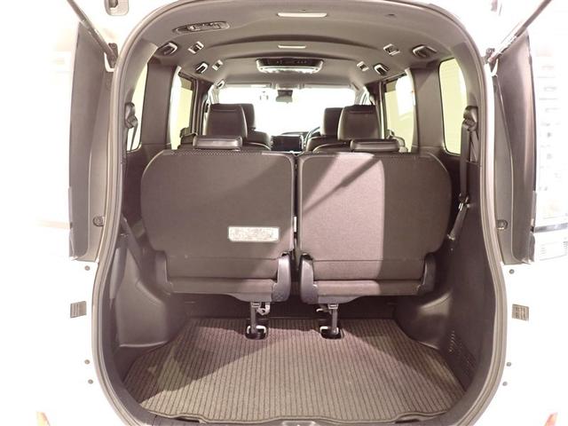 ヴォクシー ＺＳ　煌　地上デジタル　ＴＳＳ　両側パワードア　アイドリングストップ車　パワーウィンド　横滑防止　１オーナ　ＤＶＤ可　盗難防止装置　スマートエントリー　Ｂカメラ　ＬＥＤヘッドライト　メモリーナビ　３列シート（5枚目）