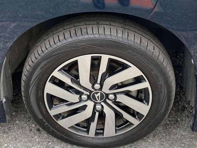 トール カスタムＧ　ドラレコ・ＥＴＣ・全方位カメラ・フルセグＴＶ・ＡＴ車・スマートキー（8枚目）