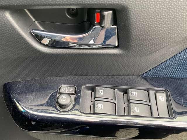 トール カスタムＧ　ドラレコ・ＥＴＣ・全方位カメラ・フルセグＴＶ・ＡＴ車・スマートキー（17枚目）