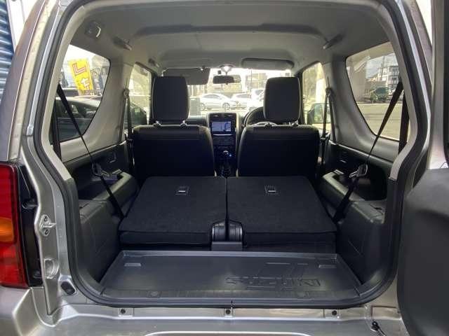 ジムニー ランドベンチャー　４ＷＤ　ターボ　５速マニュアル車　シートヒーター　バックカメラ　ナビ　Ｂｌｕｅｔｏｏｔｈ　キーレス　ＥＴＣ　プライバシーガラス　アルミホイール　電動格納ミラー（9枚目）