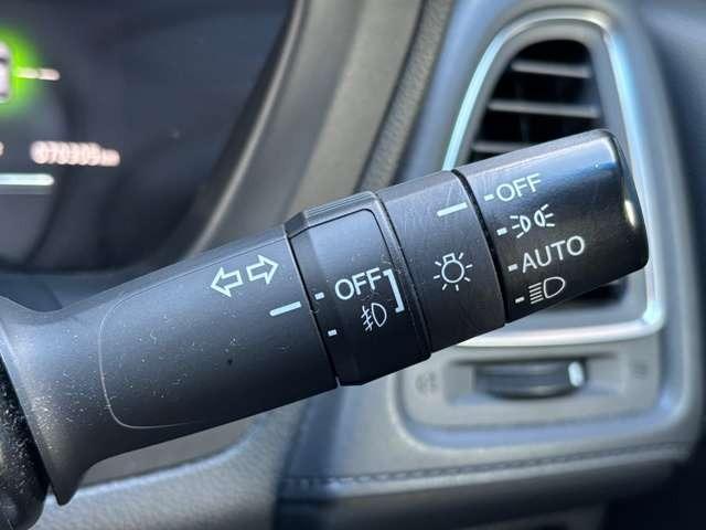 ヴェゼル ハイブリッドＺ・ホンダセンシング　パドルシフト　クルーズコントロール　ナビＴＶ　バックカメラ　Ｂｌｕｅｔｏｏｔｈ　ＵＳＢ　ＨＤＭＩ　ドラレコ　ＥＴＣ　衝突被害軽減ブレーキ　レーンアシスト　オートヘッドライト（27枚目）