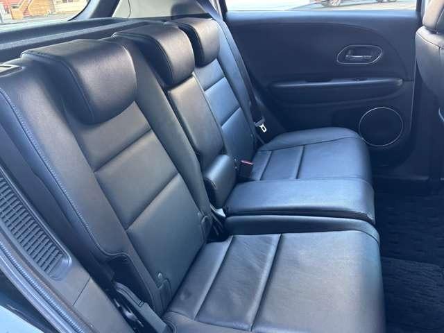 ヴェゼル ハイブリッドＺ・ホンダセンシング　パドルシフト　クルーズコントロール　ナビＴＶ　バックカメラ　Ｂｌｕｅｔｏｏｔｈ　ＵＳＢ　ＨＤＭＩ　ドラレコ　ＥＴＣ　衝突被害軽減ブレーキ　レーンアシスト　オートヘッドライト（34枚目）