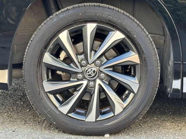 ヴォクシー ハイブリッドＳ－Ｚ　７人乗り　ナビ　Ｂｌｕｅｔｏｏｔｈ　クルーズコントロール　ドラレコ　ＥＴＣ　両側パワースライドドア　シートヒーター　オートヘッドライト　オートマチックハイビーム（6枚目）