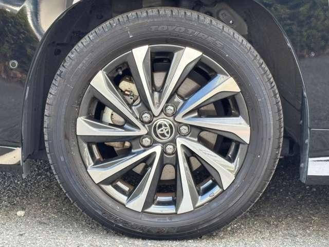 ヴォクシー ハイブリッドＳ－Ｚ　７人乗り　ナビ　Ｂｌｕｅｔｏｏｔｈ　クルーズコントロール　ドラレコ　ＥＴＣ　両側パワースライドドア　シートヒーター　オートヘッドライト　オートマチックハイビーム（10枚目）