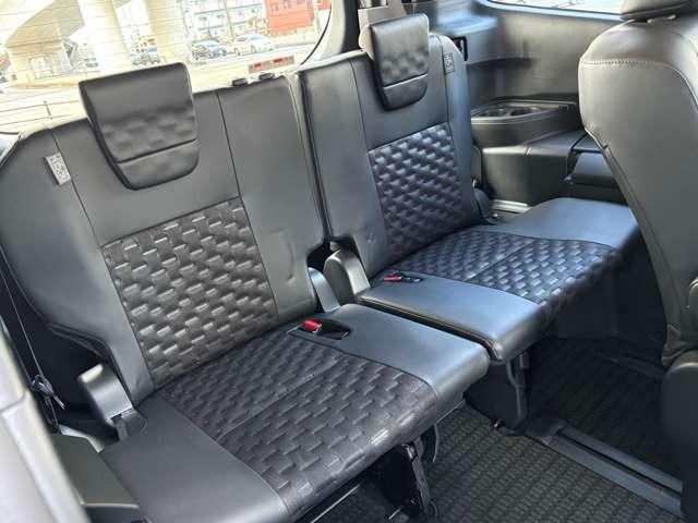 ヴォクシー ハイブリッドＳ－Ｚ　７人乗り　ナビ　Ｂｌｕｅｔｏｏｔｈ　クルーズコントロール　ドラレコ　ＥＴＣ　両側パワースライドドア　シートヒーター　オートヘッドライト　オートマチックハイビーム（36枚目）