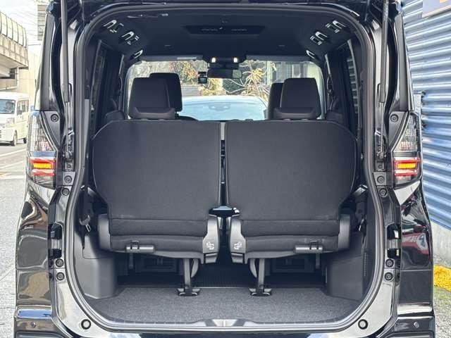 ヴォクシー ハイブリッドＳ－Ｚ　７人乗り　ナビ　Ｂｌｕｅｔｏｏｔｈ　クルーズコントロール　ドラレコ　ＥＴＣ　両側パワースライドドア　シートヒーター　オートヘッドライト　オートマチックハイビーム（37枚目）