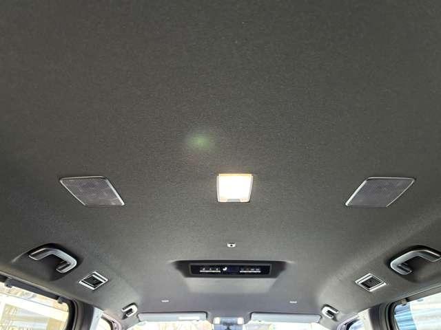 ヴォクシー ハイブリッドＳ－Ｚ　７人乗り　ナビ　Ｂｌｕｅｔｏｏｔｈ　クルーズコントロール　ドラレコ　ＥＴＣ　両側パワースライドドア　シートヒーター　オートヘッドライト　オートマチックハイビーム（40枚目）